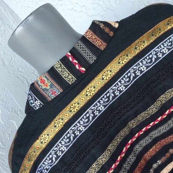 Tantrum Collection Ladies Luxury Horizontally Embroidered Jacket - Picture 16 of 17